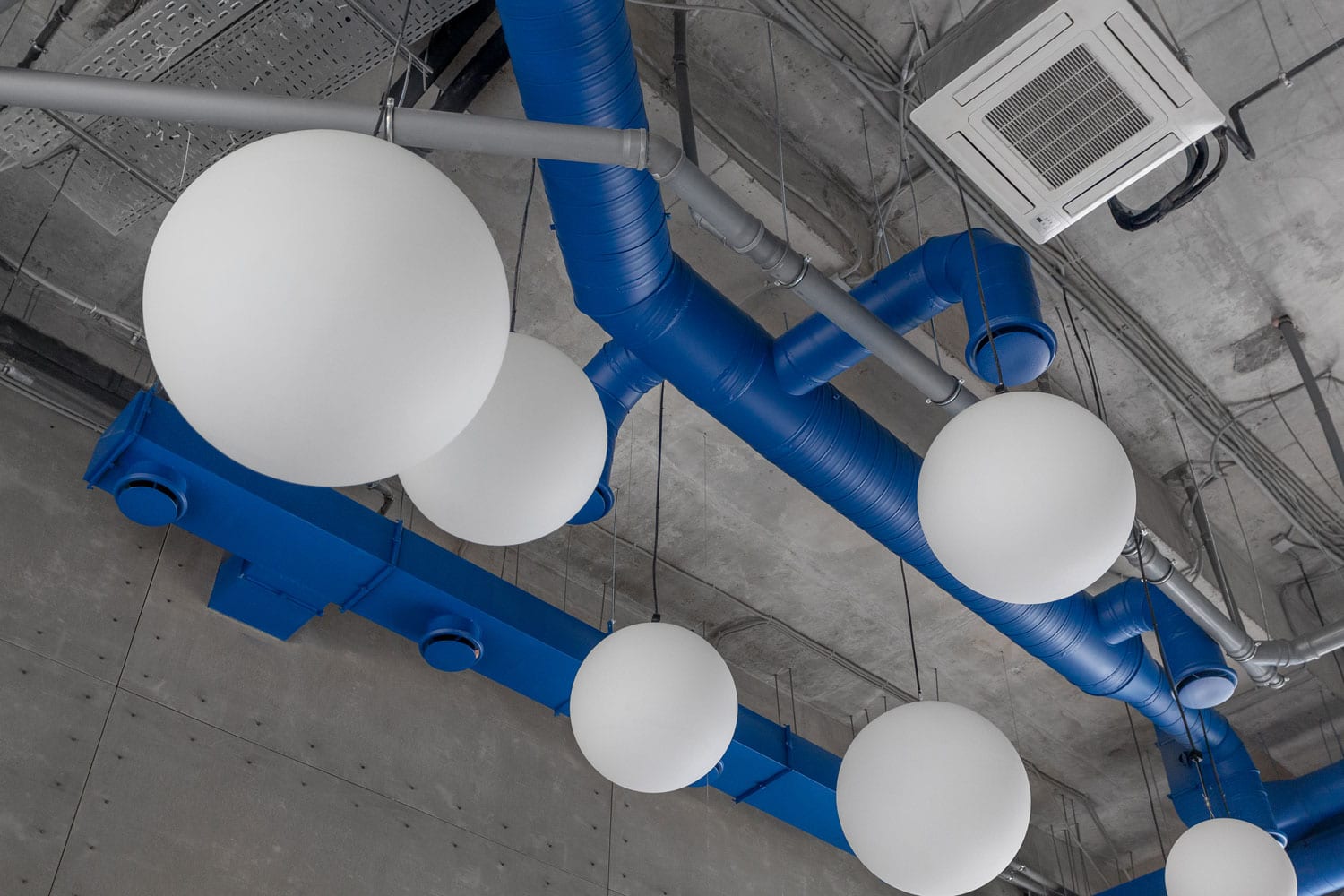 餐厅的巧妙设计,打破常规餐厅装修效果图