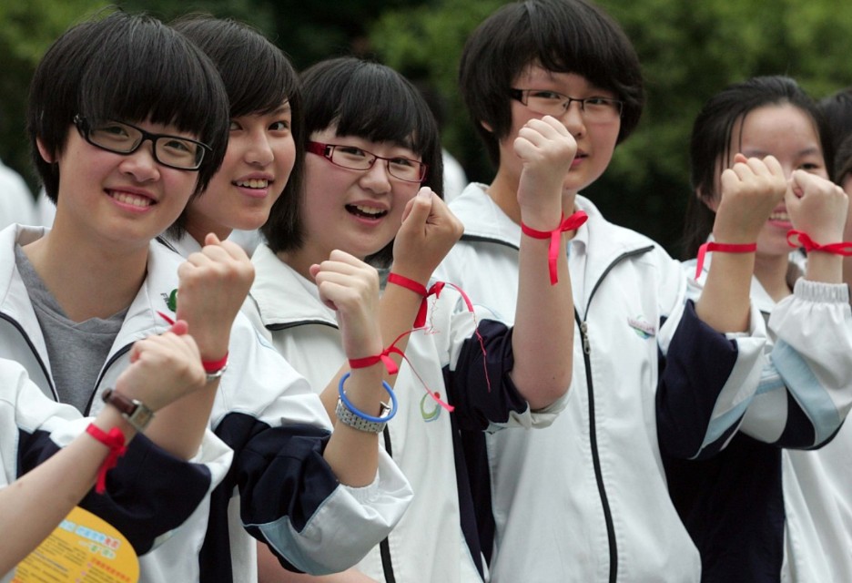 学校停课，日本女中学生怀孕增多，家庭教育引深思，网友：真开放