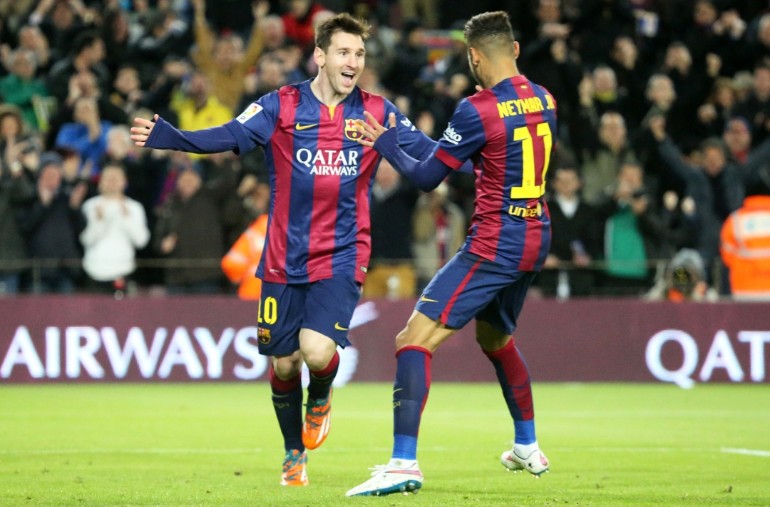 梅西在巴黎被嘘巴萨反应,巴萨vs巴黎梅西疯狂庆祝