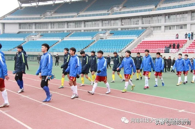 五邑大学足球队获省长杯冠军,河南五校足球联赛专科冠军