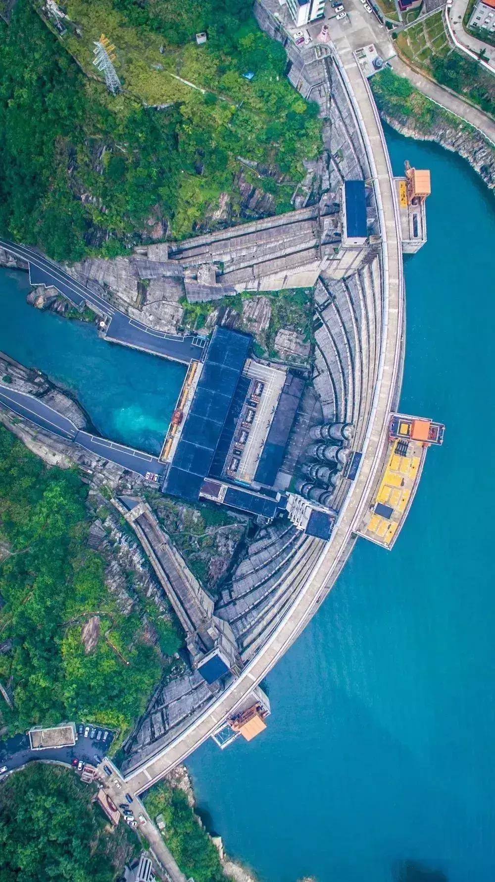 致敬祖国绘画作品高难度,关于祖国的手绘画