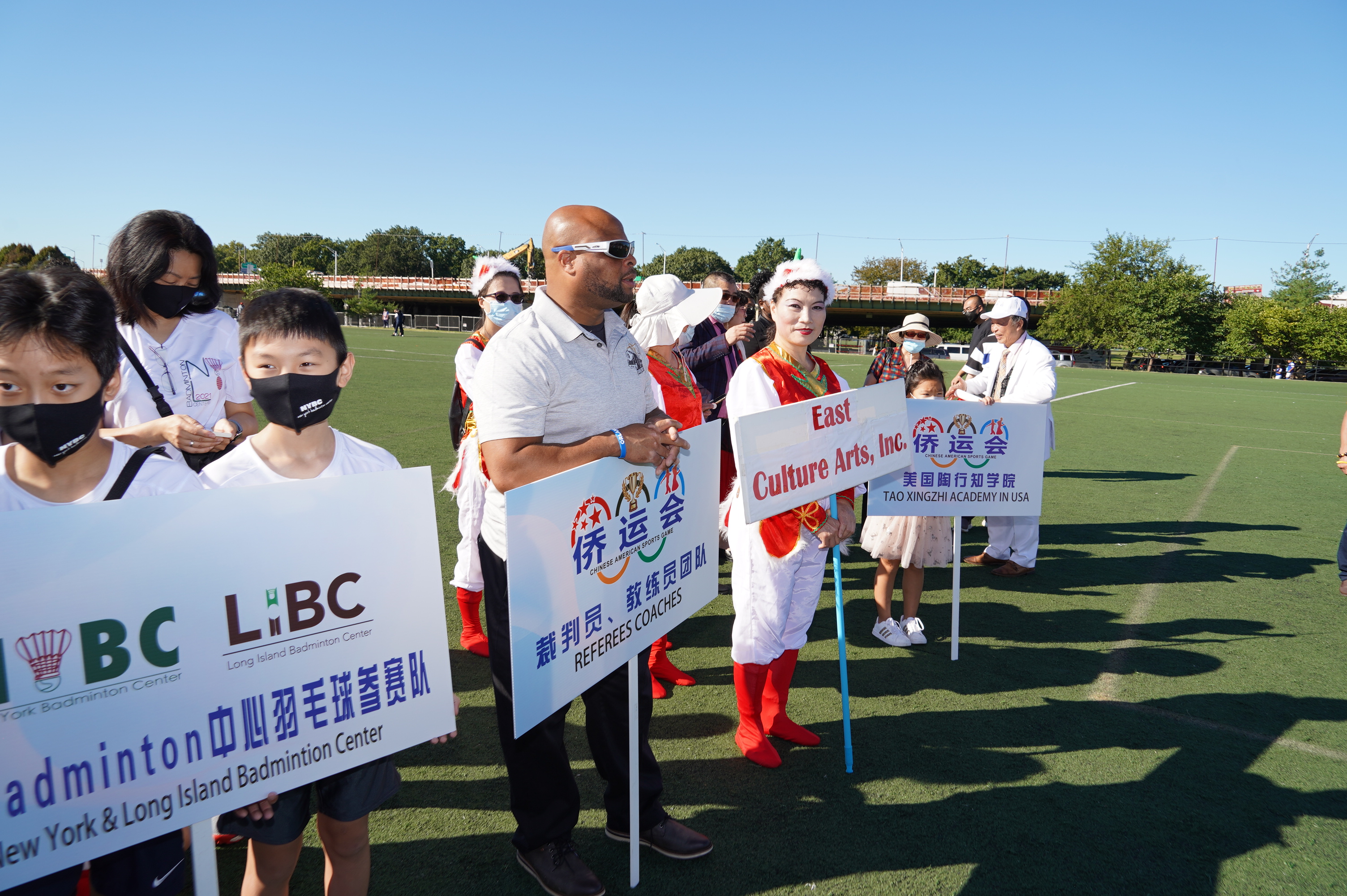 庆国庆70周年主题活动,庆国庆文艺汇演中国红