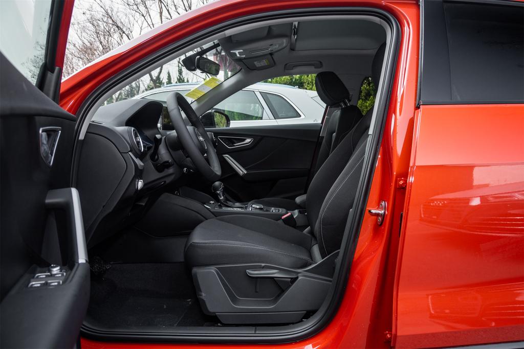 东莞地区奥迪q2l优惠高达5.91万,杭州奥迪q2l最新款价格