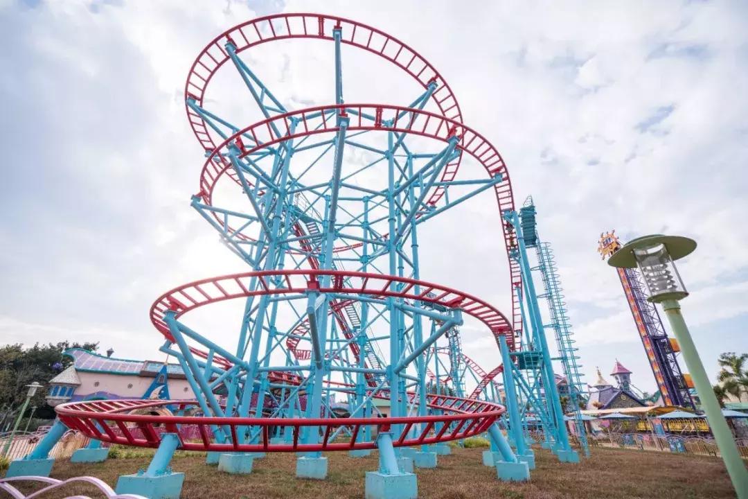 赏花海+机动游戏任玩+VR体验、5D电影等！还有财神爷派利是！