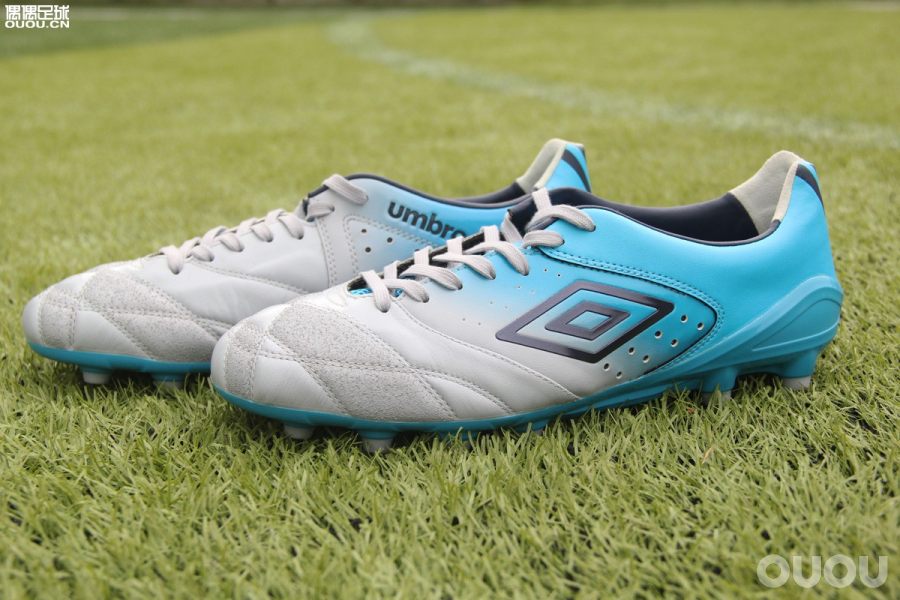 满足真皮控的幻想–UmbroAcceratorProHG实战测评