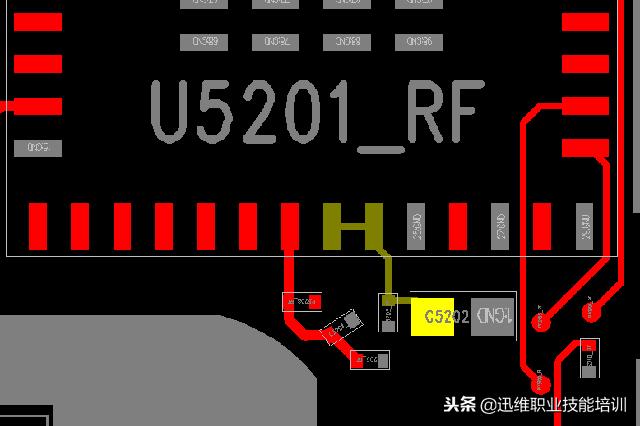 iPhone6P手机进水触摸不能用，3换屏幕问题仍然，你猜问题在哪？