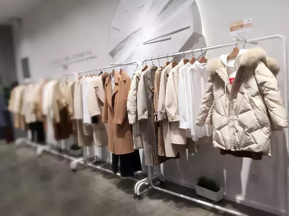 错过黑五又如何！跟懂妹来龙湖滨江天街“薅羊毛”呀~