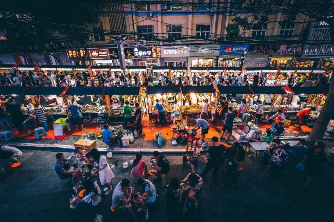 中国一年四季最火爆的夜市,这些最好逛的地摊夜市你去过几个