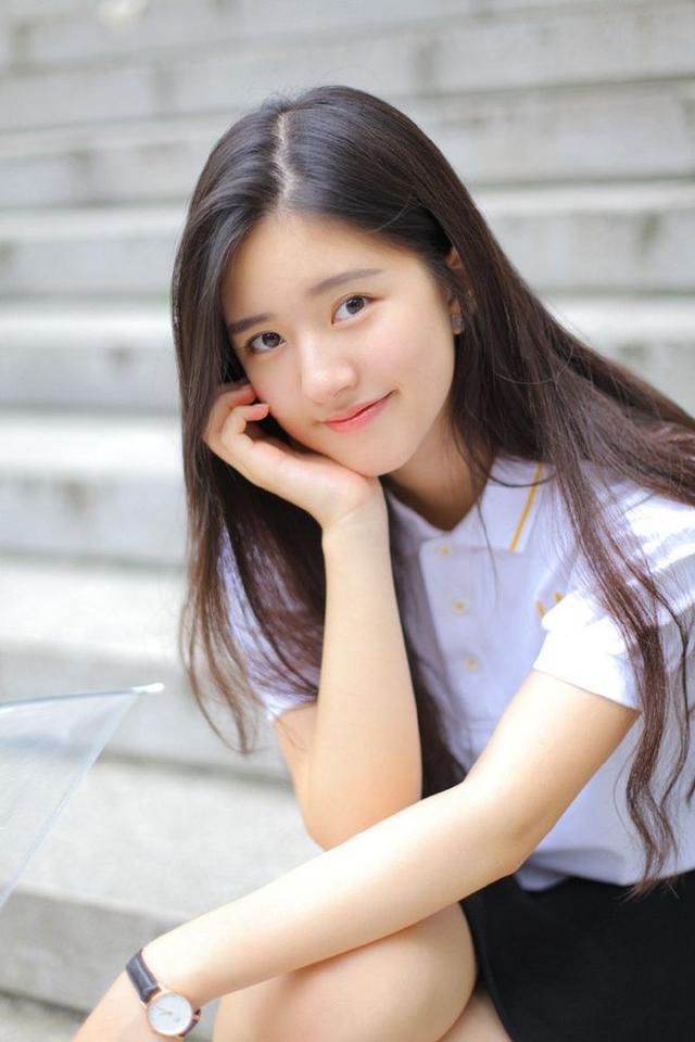 真正的朋友始于志趣,真正的朋友缘于德敬于品