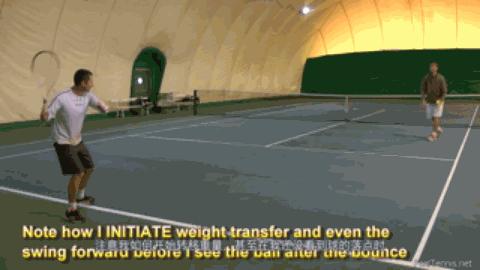 球陷入沙坑壁如何补救,高尔夫球进积水沙坑怎么处置