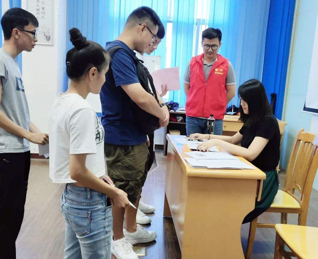 研究生进入国企工资多少钱一个月 (研究生刚入职国企待遇)