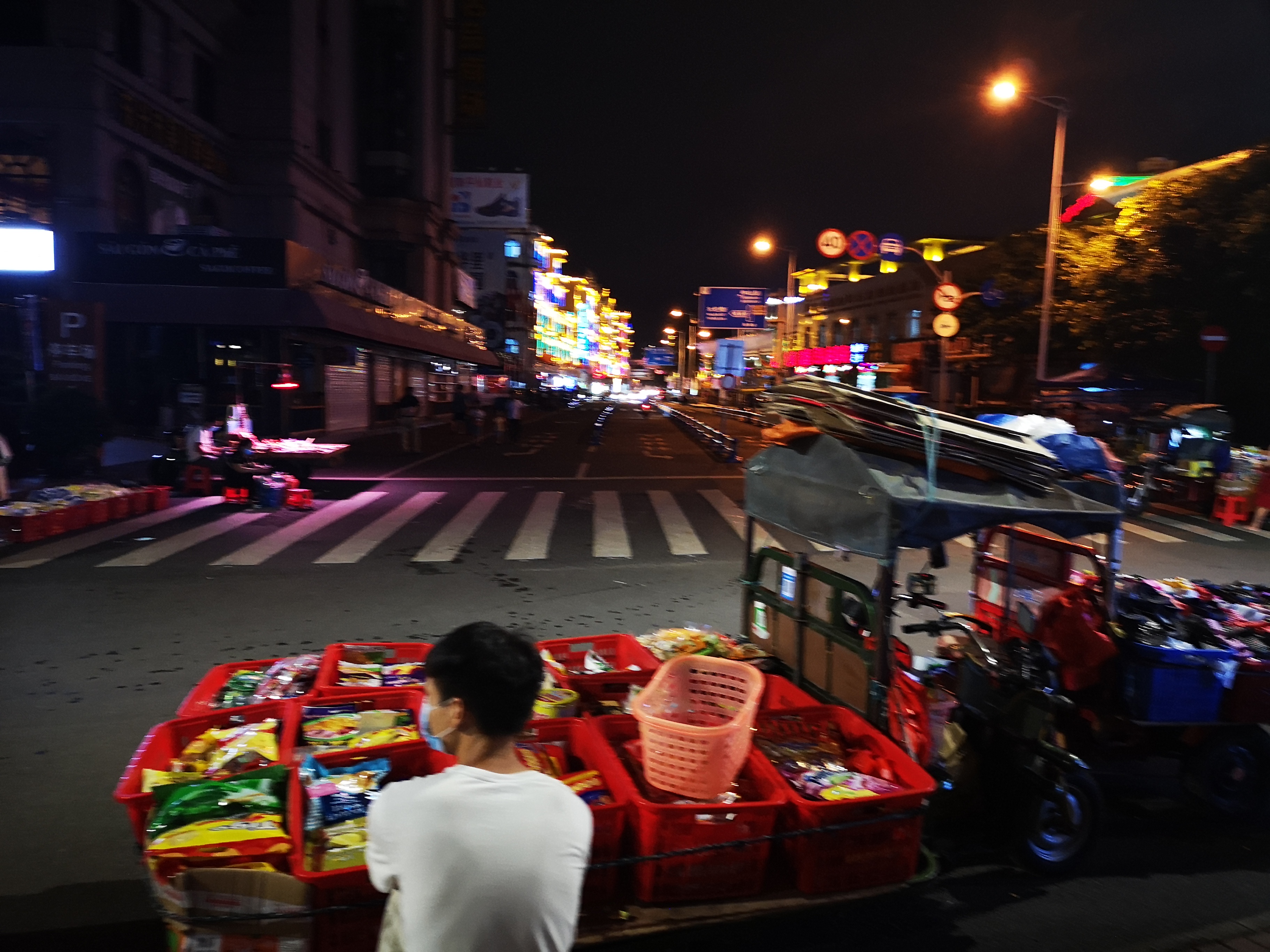 雨天东兴万尾金滩游,冬季东兴万尾金滩