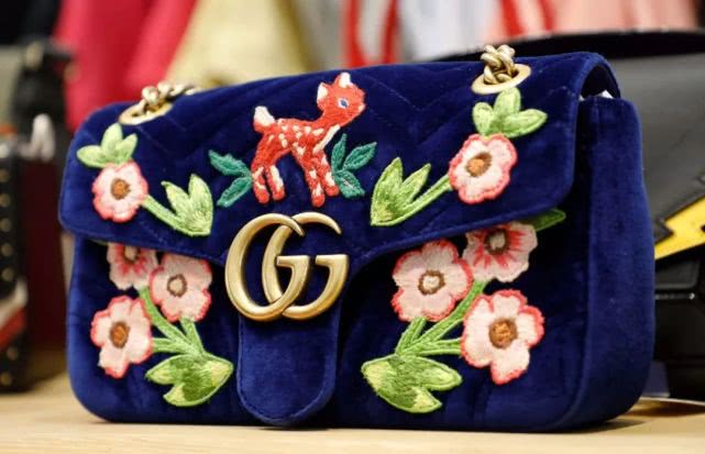 奥莱名品折扣店是正品吗,奥莱国际购物