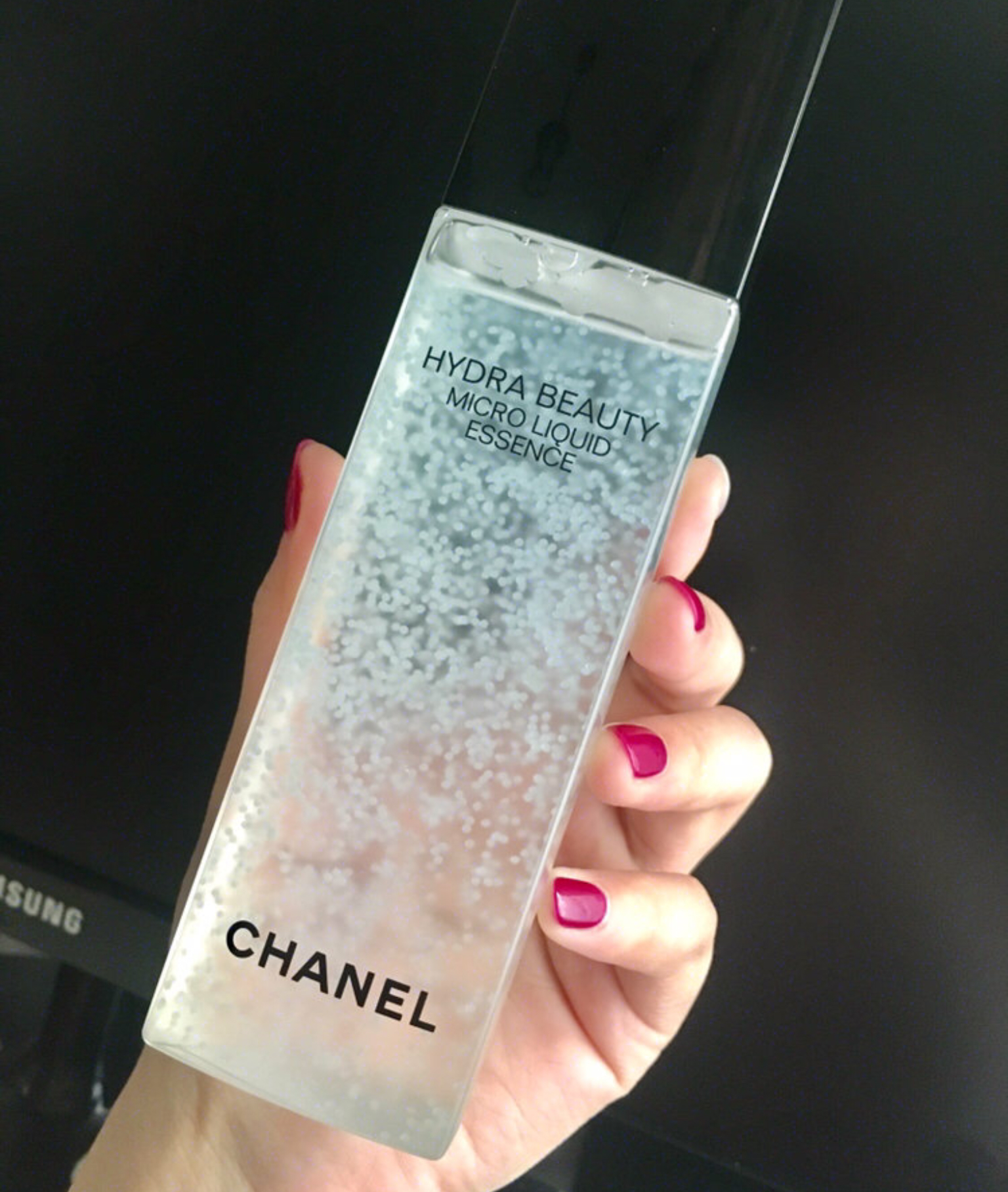 干性皮肤适合用什么样的精华,混合型肤质用什么精华比较好