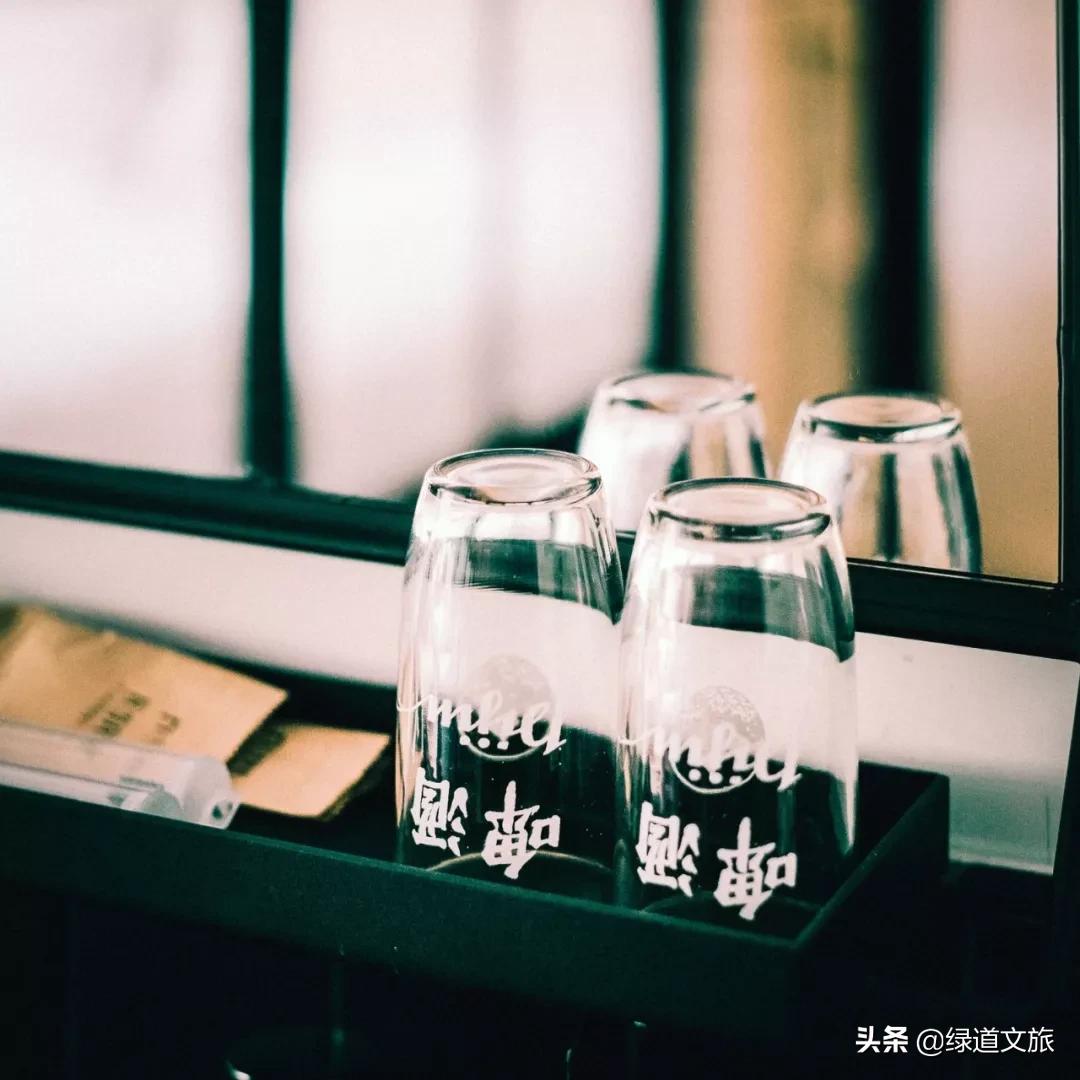 成都瓦当瓦舍酒店简介,瓦当瓦舍旅行酒店成都春熙路店