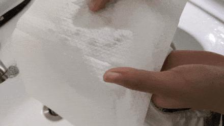 白色帆布鞋洗后怎么晒不变白,白色帆布鞋洗不干净用什么方法