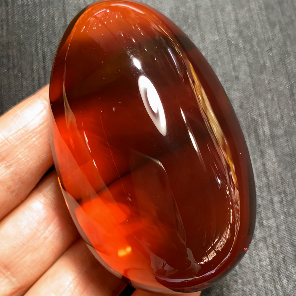 真的有人花230万购买琥珀