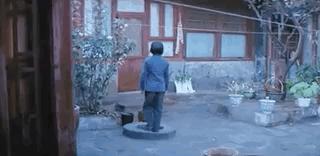 “清晨，她的全裸视频被人疯传”：感情里这种女人，最让人心疼