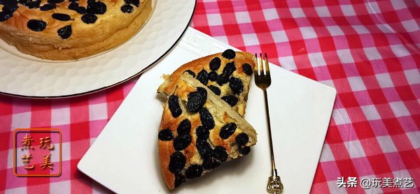 小而精致的外形，是手作的魅力，绵软顺滑的“娇娇”长崎蛋糕