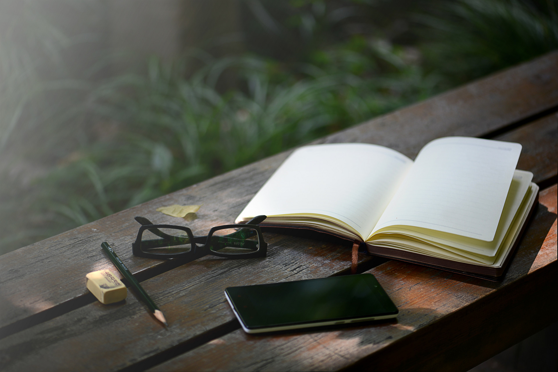 如何化解背叛婚姻困境,怎么才能走出妻子背叛的困境