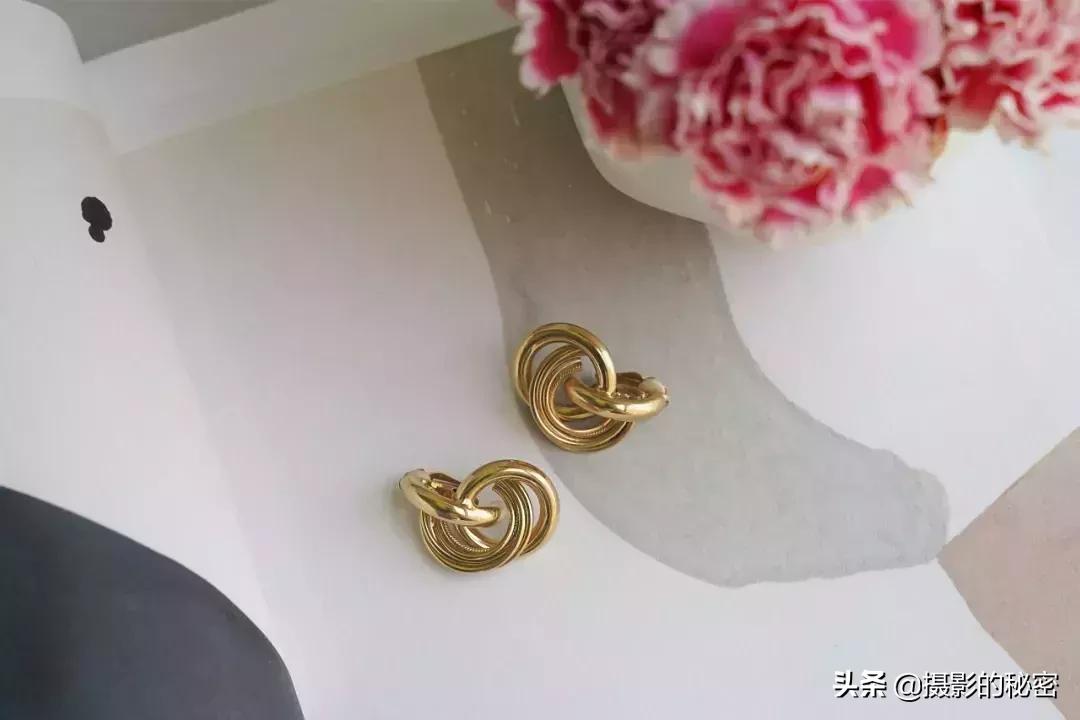 人像首饰拍摄技巧,拍首饰套装怎么拍出高级感