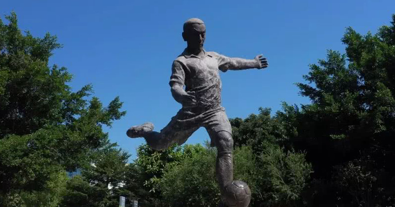 中国足球史上十大球星排名,国足近十年十大球星