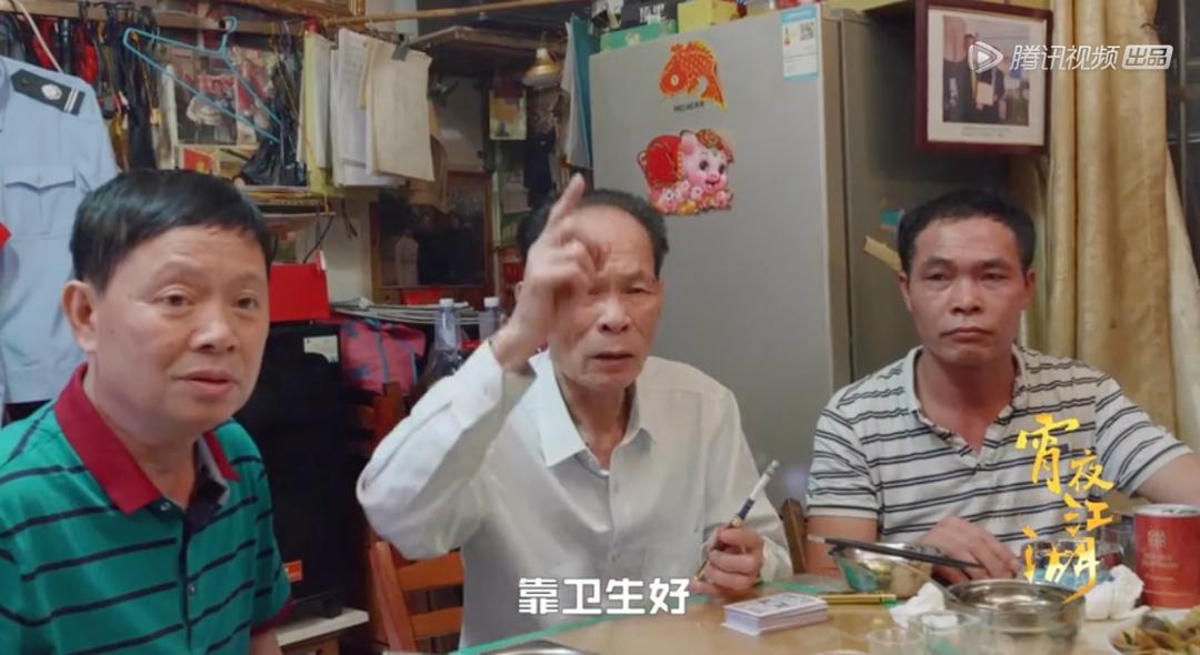 夜市摆摊日入9000元真能做到吗,夜市摆摊老板一天能挣多少钱