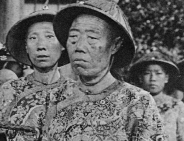 李莲英权力到底有多大,李莲英为人低调换官帽