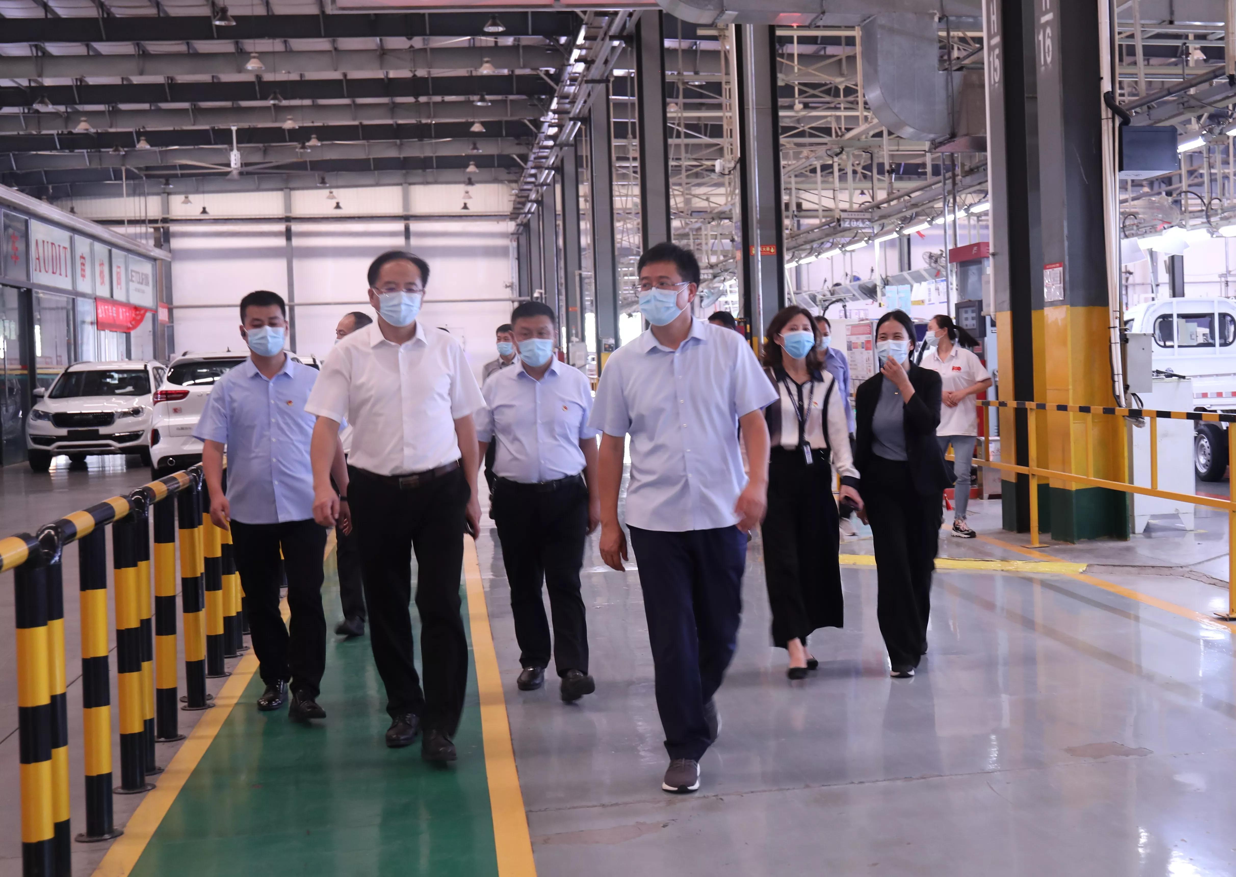 梁东雁,市场监管局精准助企服务活动