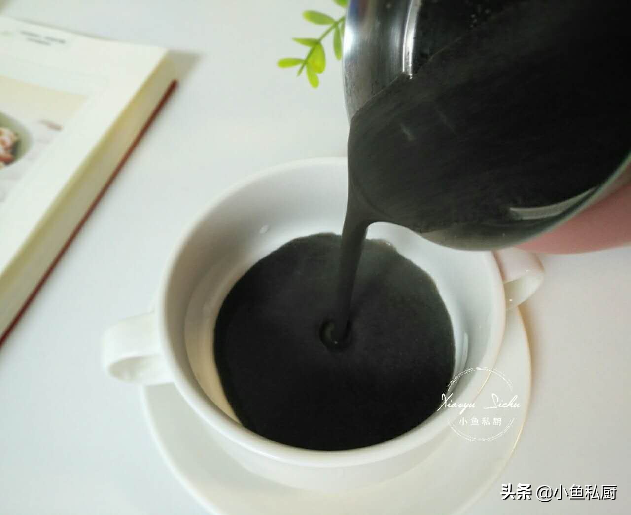 黑芝麻和它一起吃,黑芝麻常年坚持吃