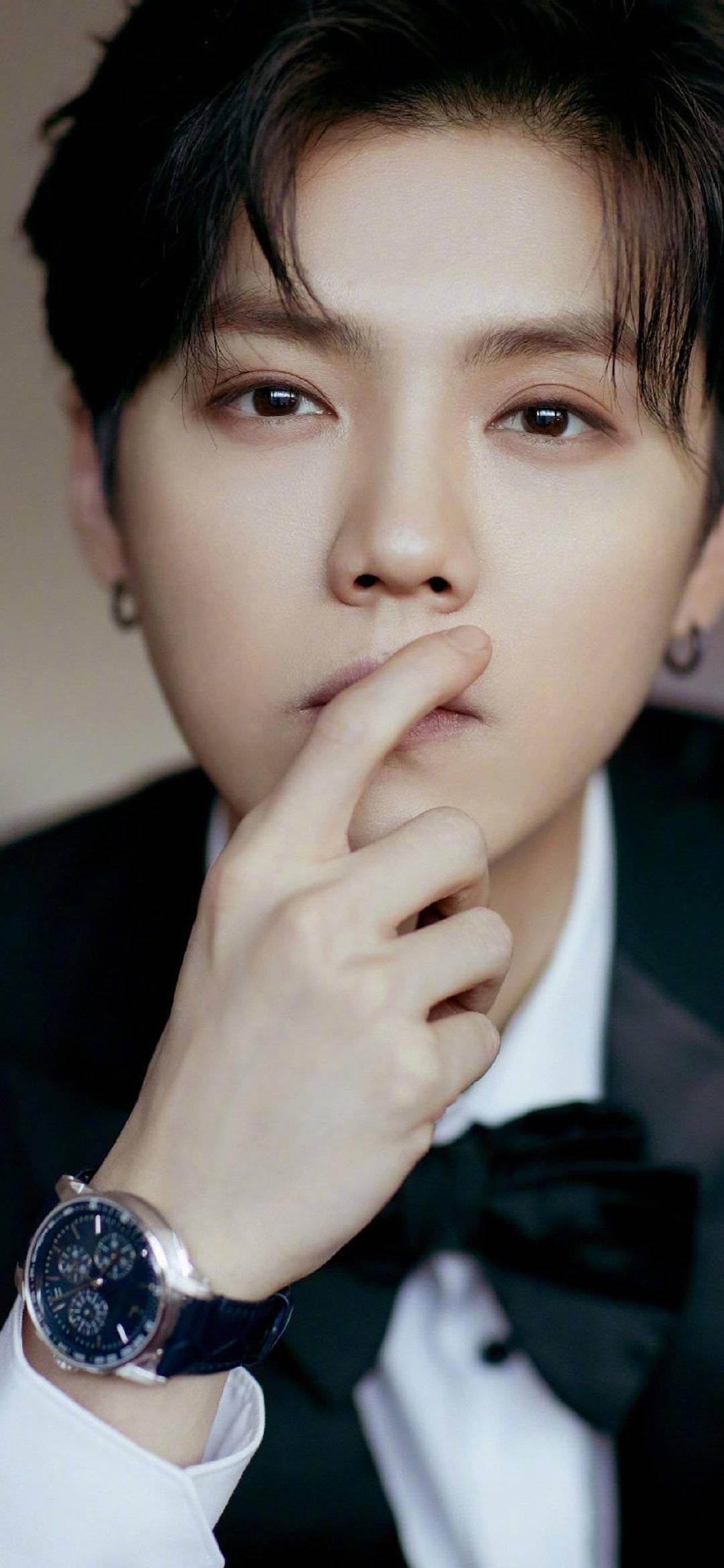 鹿晗壁纸帅气动漫,鹿晗壁纸三格