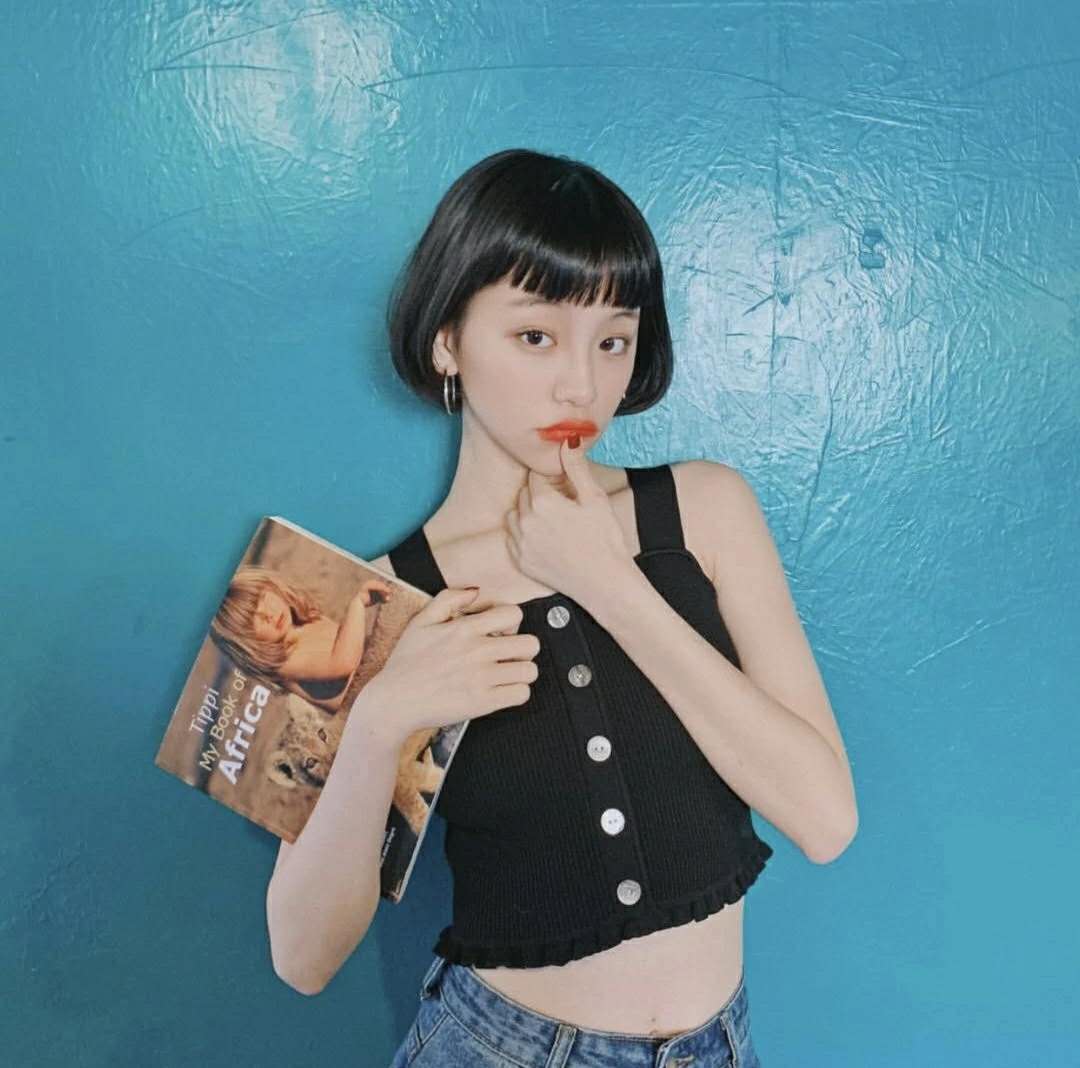 中长发不烫染,想剪短发但是不想一刀切