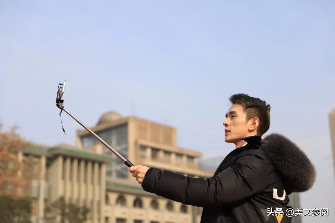 李佳琦和小助理在一起吗,李佳琦和小助理相爱相杀