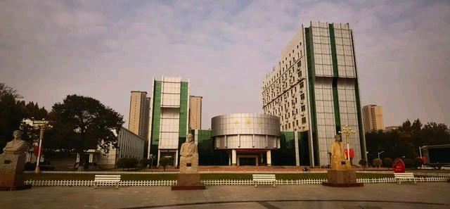 临汾，现在的山西师范大学，说说相关的两个问题