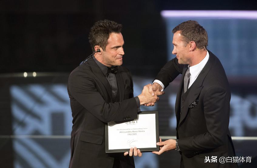 足球皇帝16,内马尔带领巴西足球队世界杯夺冠