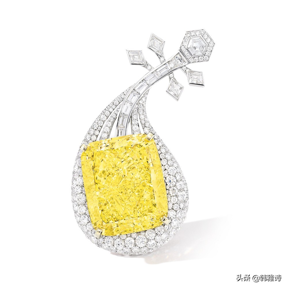 10.64ct紫粉色钻石在香港珠宝秋拍最终以1.56亿港币成交