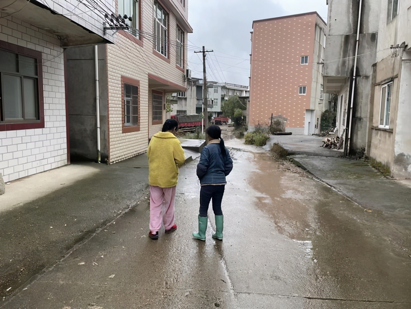 安徽离奇凶案细节曝光，男子杀死“霸母奸妻”者后分尸