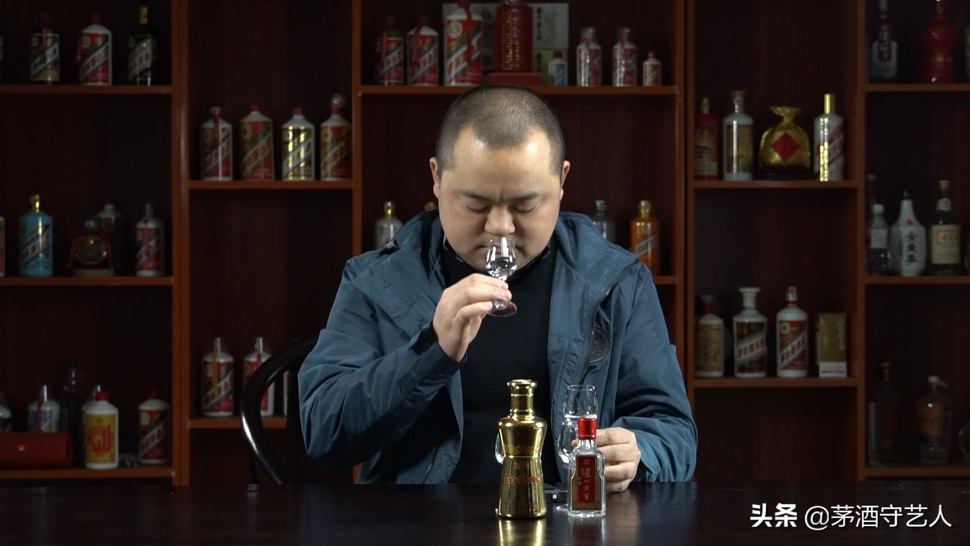 茅酒守艺人品酒古井贡酒,茅酒守艺人糖酒会