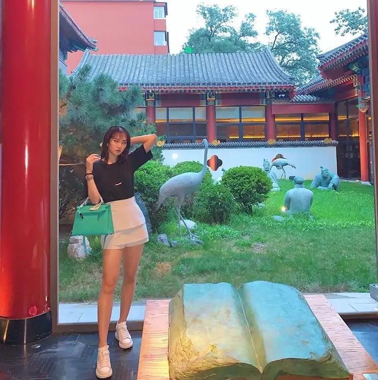 穿359元衣服的“三星小公主”李元珠，和她背后的千亿闺蜜团