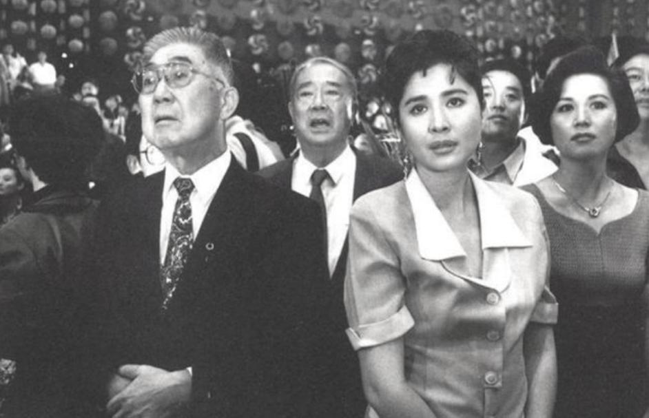 2000年，日本主妇问“能否让出奥运会举办机会”，*镕基朱**巧妙回复