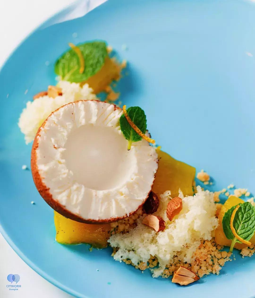 L+Mall的这家灵魂西班牙餐厅，竟要“摸黑”吃？！