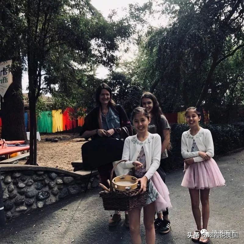 翠霞带你看看洛杉矶的精灵集市