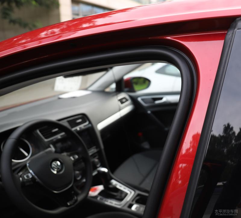 去车内甲醛异味用什么产品好,车内内饰异味严重怎样清除