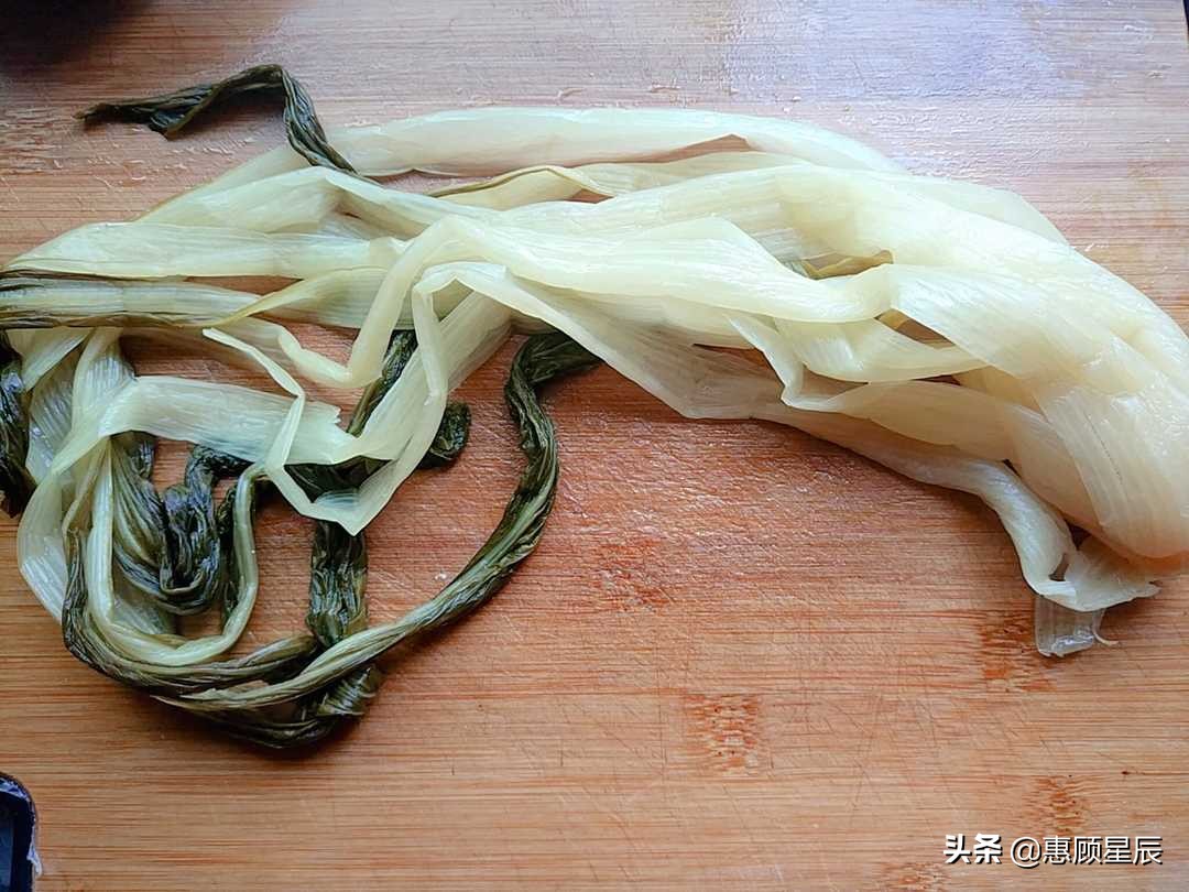什么咸菜炖豆腐最好吃,正宗咸菜炖豆腐