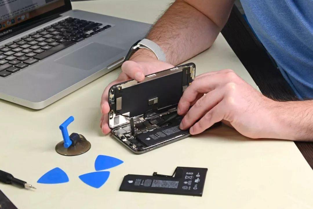 iphonese二手要关注什么,全新iphonese不得不买的理由