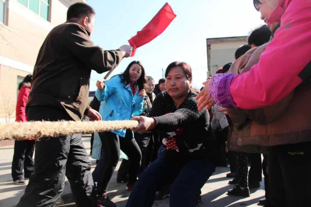 足球老将的故事简介,足球少年的故事