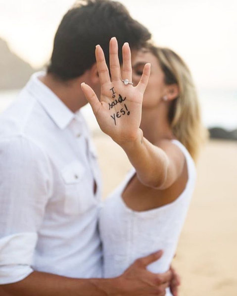 卡卡退役时放的哪首歌,卡卡退役时多少岁