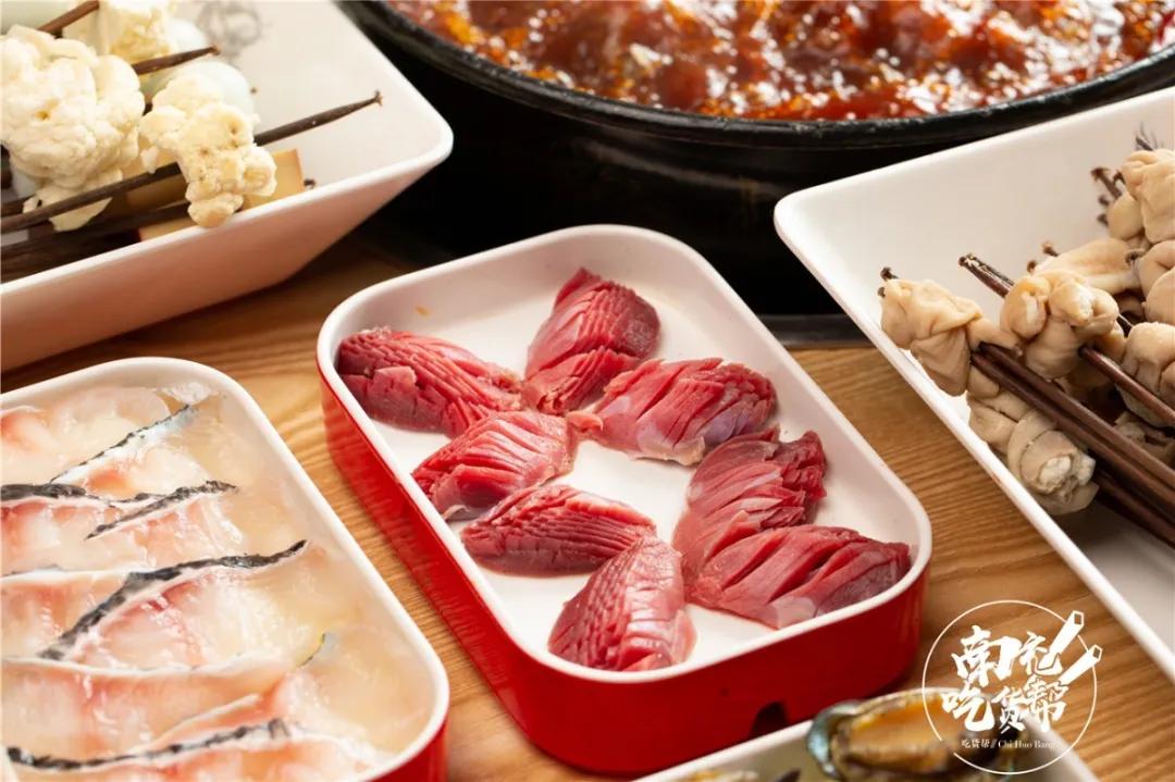 南充人民的心头好「食山乡」，月销10W+根签签？