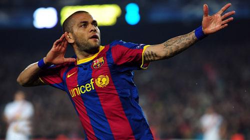 足坛历史最伟大的十大11号球员,瓦拉内阿尔维斯足球