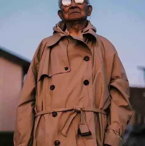 72岁农民大爷变成时尚男神,大爷秒变潮男